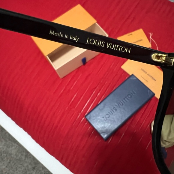 My monogram cat eye sunglasses Louis Vuitton - Picture 9 of 10